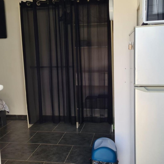  Annonces VITROLLES : Maison / Villa | MARIGNANE (13700) | 20 m2 | 540 &euro; 