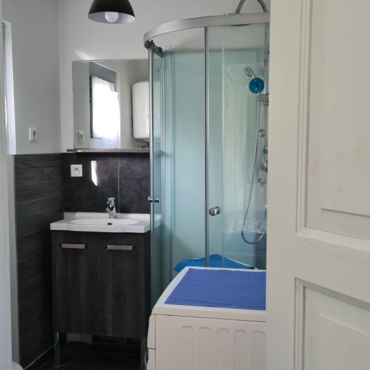  Annonces VITROLLES : Maison / Villa | MARIGNANE (13700) | 20 m2 | 540 &euro; 