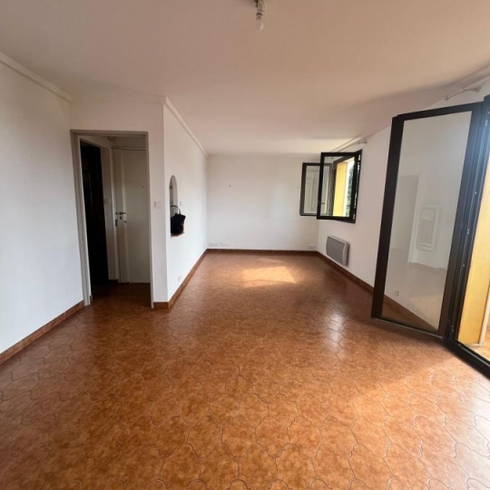 Annonces VITROLLES : Apartment | LES PENNES-MIRABEAU (13170) | 67.00m2 | 970 € 