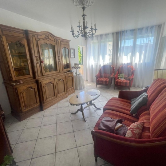  Annonces VITROLLES : Apartment | MARSEILLE (13015) | 74 m2 | 139 500 &euro; 