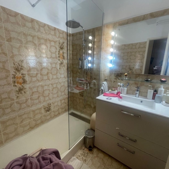  Annonces VITROLLES : Apartment | MARSEILLE (13015) | 74 m2 | 139 500 &euro; 