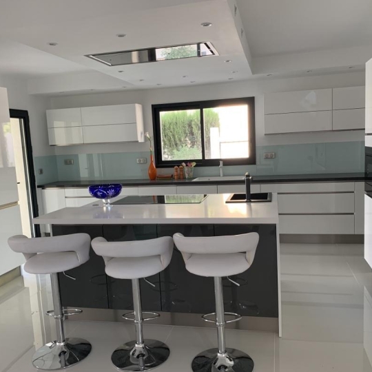  Annonces VITROLLES : Maison / Villa | LE ROVE (13740) | 280 m2 | 1 298 000 &euro; 