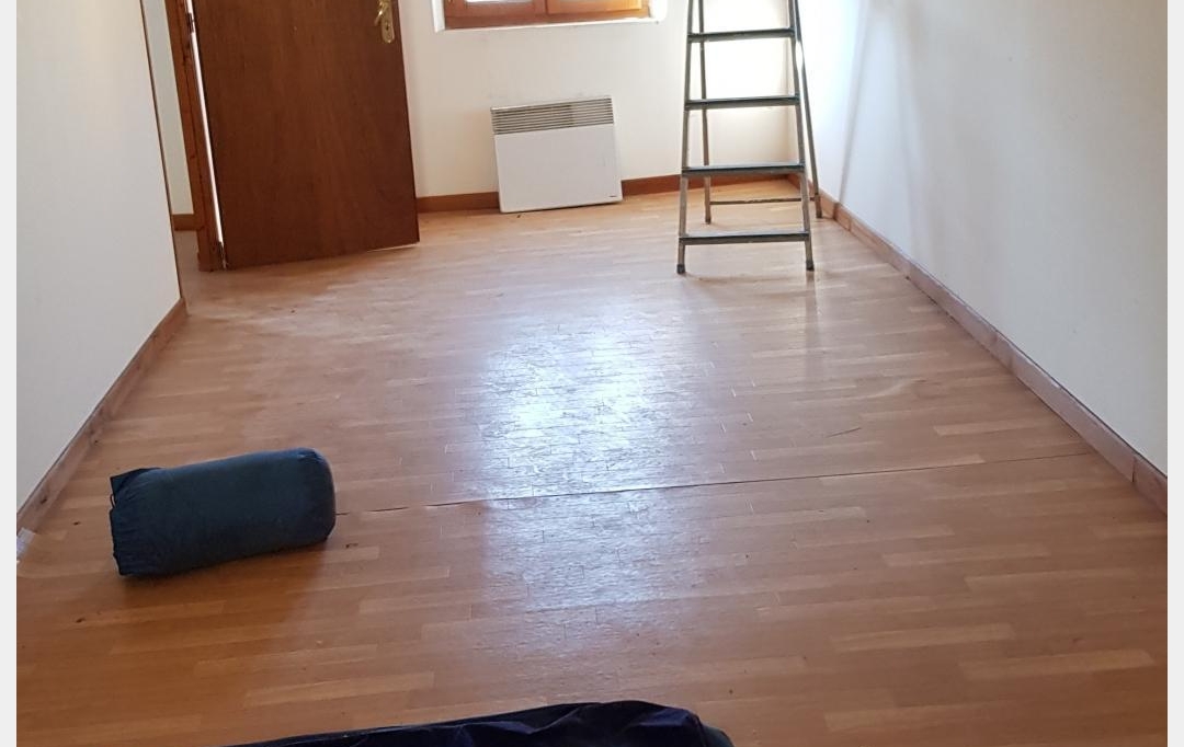 Annonces VITROLLES : Maison / Villa | CHALABRE (11230) | 110 m2 | 44 700 &euro; 