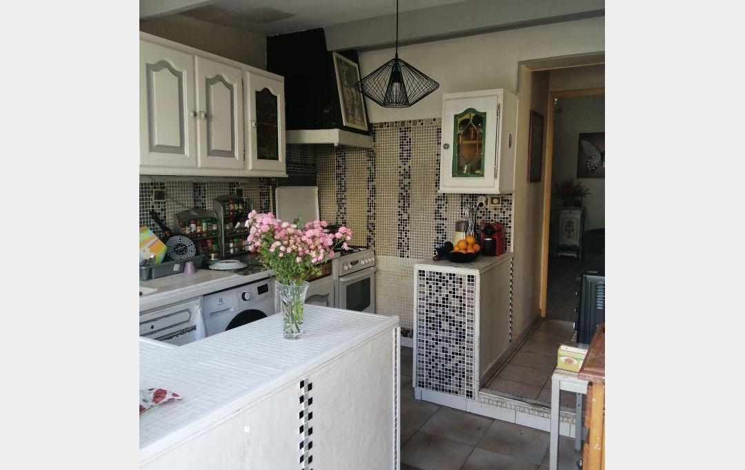 Annonces VITROLLES : Maison / Villa | MARSEILLE (13015) | 95 m2 | 255 000 &euro; 