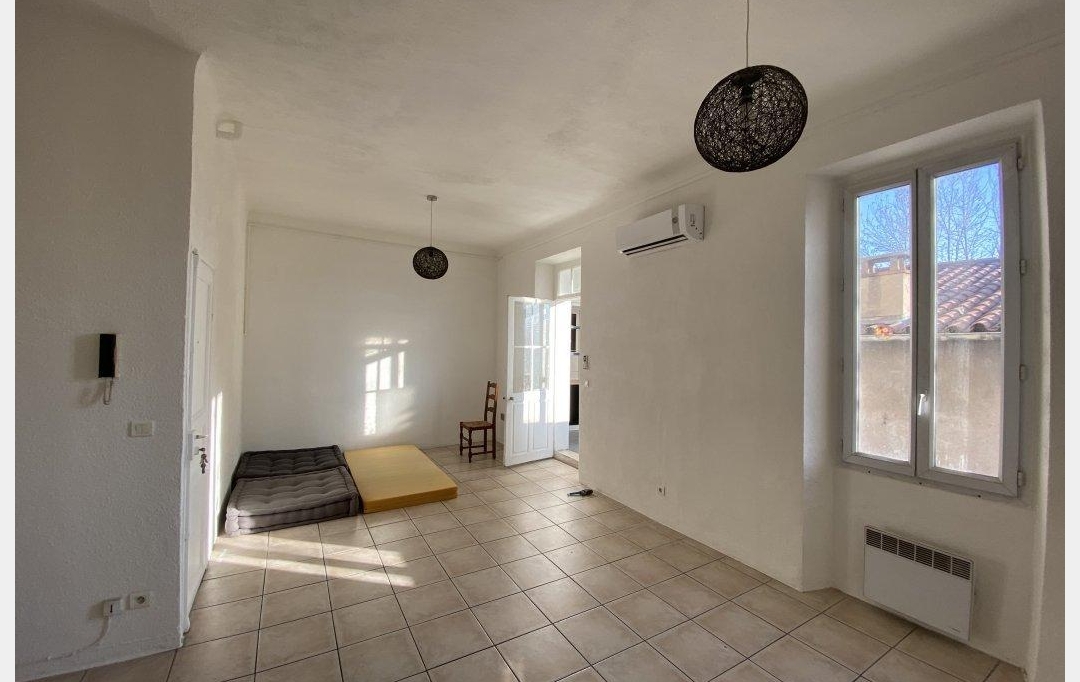 Annonces VITROLLES : Appartement | MARSEILLE (13015) | 64 m2 | 129 000 &euro; 