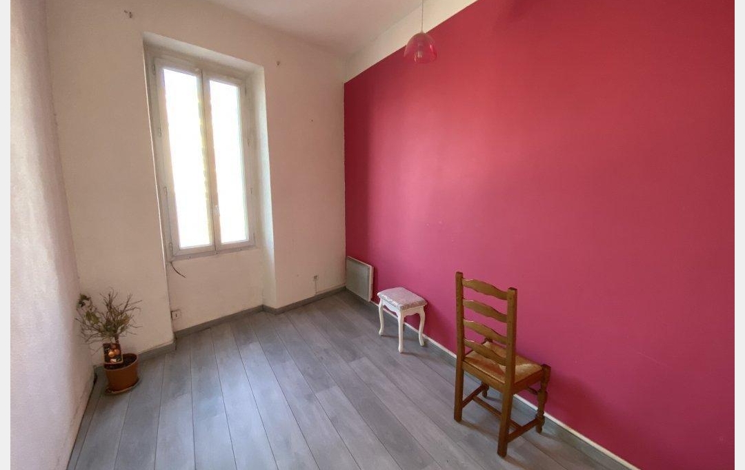 Annonces VITROLLES : Appartement | MARSEILLE (13015) | 64 m2 | 129 000 &euro; 