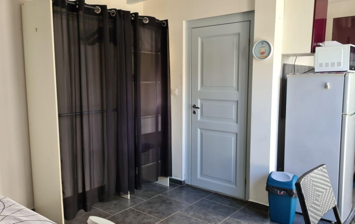 Annonces VITROLLES : Maison / Villa | MARIGNANE (13700) | 20 m2 | 540 &euro; 